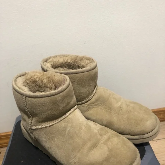 UGG 1016222 Classic Mini II Women's Chestnut Winter Ankle Boots Size 8 - Picture 12 of 14